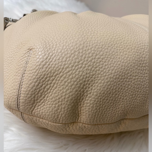 Coach Cream Leather Hobo Bag# F13731 - Picture 7 of 14